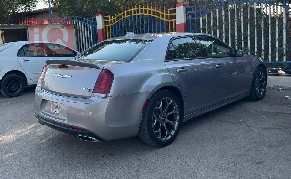 Chrysler 300